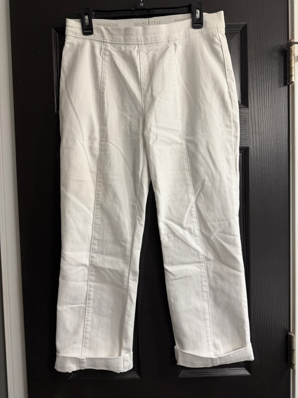 White Women’s Capris - Sound & Style